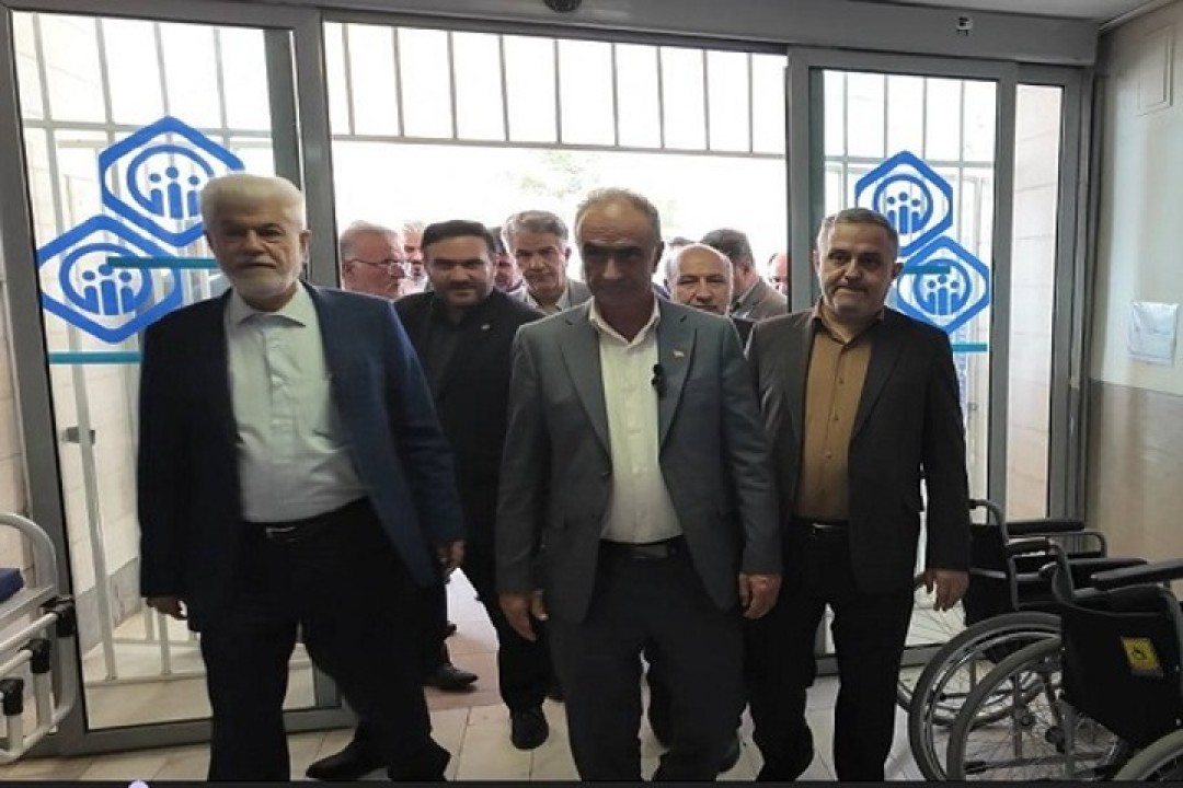 بازدید اعضای کمیسیون بهداشت و درمان مجلس از درمانگاه تأمین اجتماعی ماکو بازدید اعضای کمیسیون بهداشت و درمان مجلس از درمانگاه تأمین اجتماعی ماکو